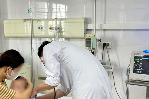 Ba người trẻ nguy kịch do mắc cúm B