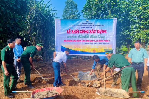 Xây dựng nhà trao tặng quân nhân, gia đình có hoàn cảnh khó khăn