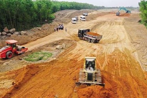 Giải quyết dứt điểm vấn đề nguồn vật liệu cho công trình giao thông trọng điểm