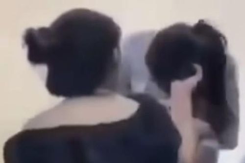 Vụ nữ sinh lớp 8 bị đánh hội đồng: Kỷ luật nhiều học sinh