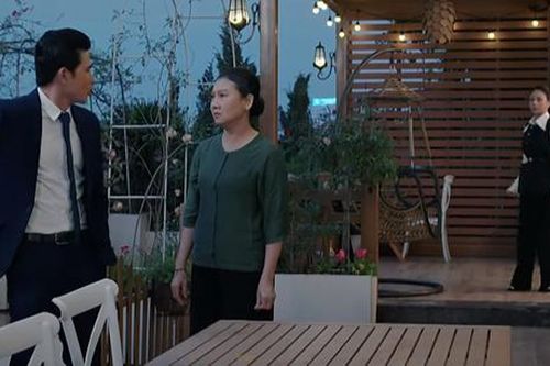 Trạm cứu hộ trái tim tập 30: Bà Xinh 'quay xe' đứng về phía Nghĩa