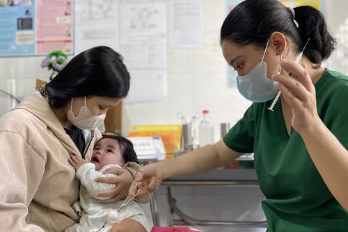 Bộ Y tế lần đầu cấp phép vắc-xin sốt xuất huyết, zona thần kinh