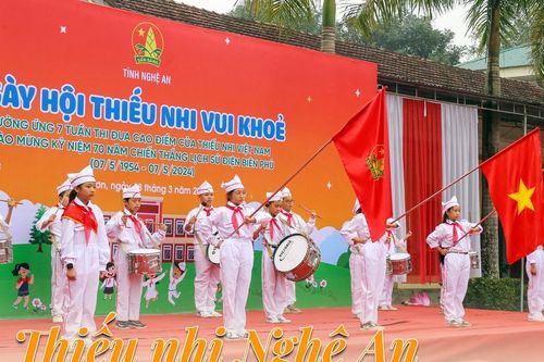 Thiếu nhi Nghệ An làm theo lời Bác dạy