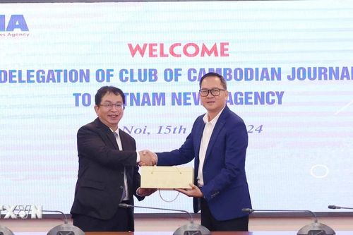 TTXVN tiếp Đoàn đại biểu Câu lạc bộ các Nhà báo Campuchia