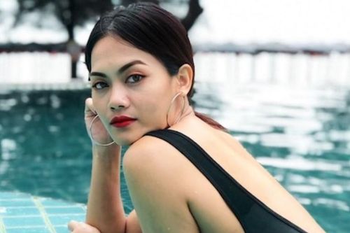 Nữ trọng tài Thái Lan cực sexy gây sốt ở giải bóng chuyền quốc tế VTV9 Bình Điền