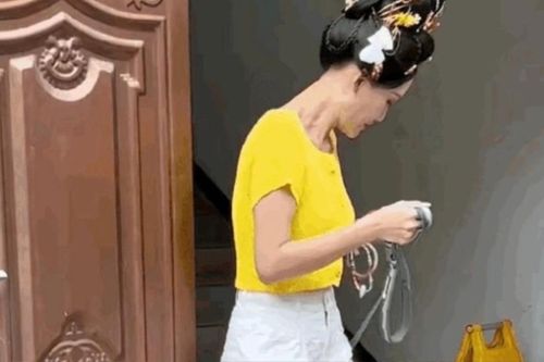 Từng kiếm hơn 600 tỷ/năm, nữ diễn viên xuất hiện với diện mạo nhăn nheo khác lạ