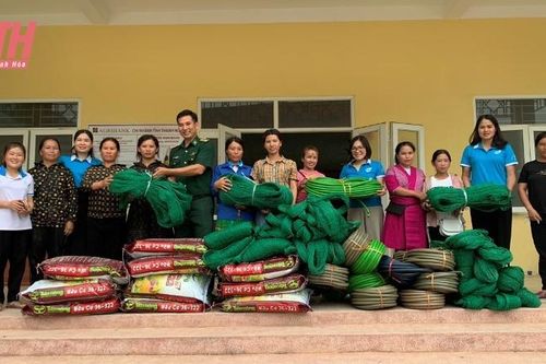Ra mắt mô hình 'Vườn rau xanh, nhà sạch đẹp, bếp ngăn nắp, chuồng xa nhà'
