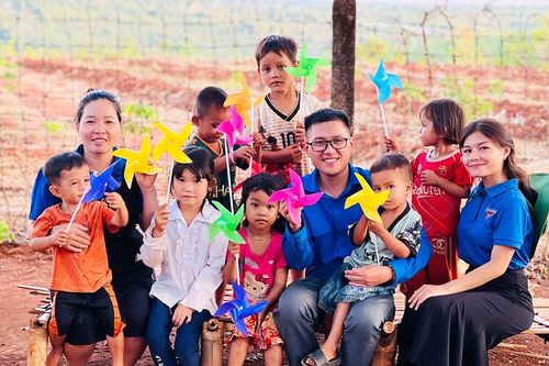 Ươm những 'mầm xanh'