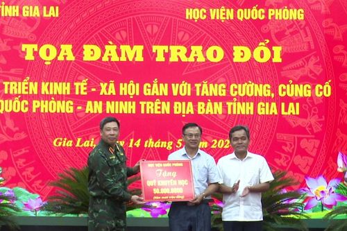 Tọa đàm về phát triển kinh tế-xã hội, củng cố quốc phòng-an ninh trên địa bàn Gia Lai