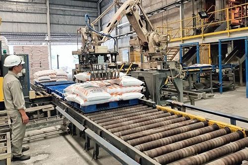Nâng cao hiệu quả hoạt động ngành hóa chất