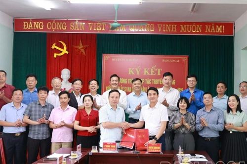 Báo Lào Cai và Huyện ủy Si Ma Cai ký kết hợp tác truyền thông giai đoạn 2024 - 2025