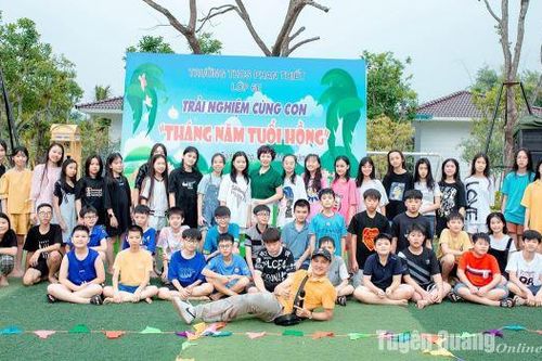 Du lịch tại chỗ hút khách
