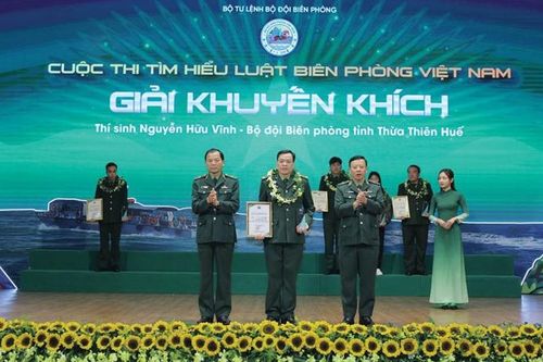 Tinh thần nêu gương