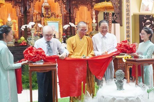 Chùa Bửu Đà khai mạc Triển lãm tem nhân mùa Phật đản Phật lịch 2568