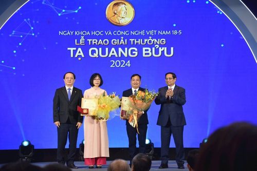 Giải thưởng Tạ Quang Bửu 2024 vinh danh 2 nhà khoa học có nghiên cứu xuất sắc