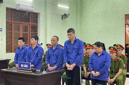 Buôn bán 24 bánh heroin, cặp vợ chồng cùng 2 đồng phạm lĩnh án tử hình