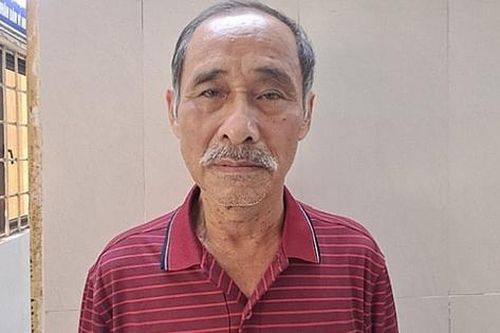 Bắt giữ ông lão U80 mua bán trái phép chất ma túy