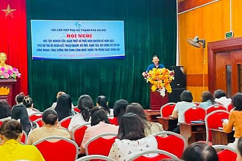 Phụ nữ Thủ đô tăng cường ứng dụng công nghệ thông tin trong hoạt động Hội