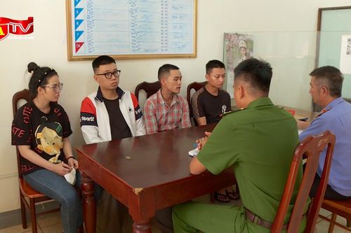 Nhóm đối tượng chế tạo, mua bán súng đạn qua mạng xã hội