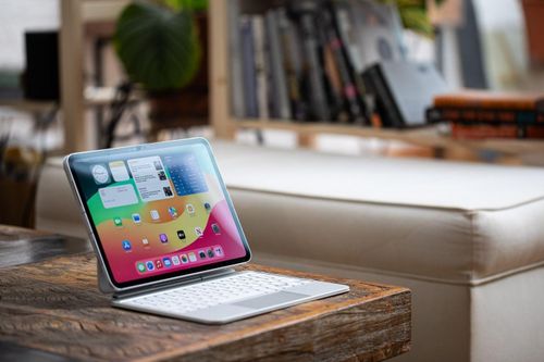 Có gì bên trong con chip 'mạnh hơn laptop' của iPad Pro mới