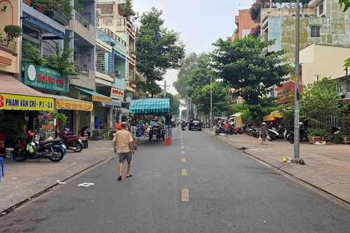 TP Hồ Chí Minh có 92 trường hợp thuê vỉa hè sau một tuần thí điểm