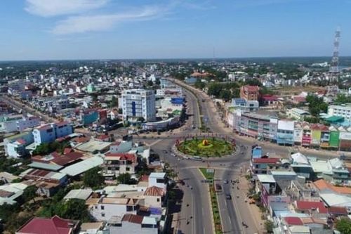 Cử tri Bình Phước ủng hộ mở rộng địa giới hành chính 2 thị xã