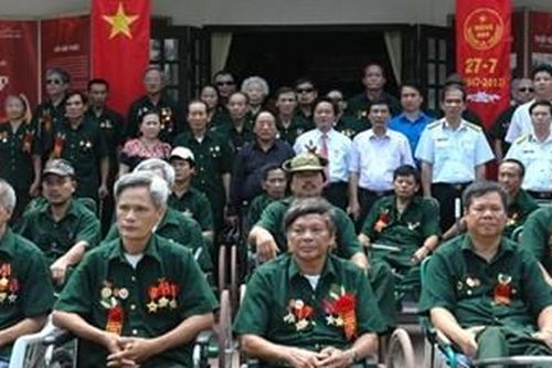 Các chế độ ưu đãi người có công với cách mạng thế nào?