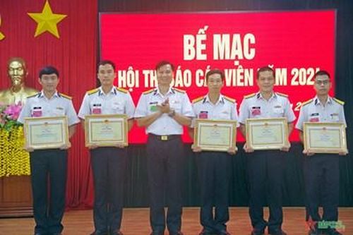 Lữ đoàn 167 tổ chức Hội thi báo cáo viên khu vực căn cứ Long Sơn năm 2024