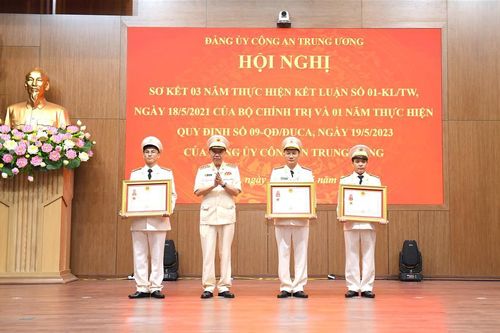 Lực lượng Công an nhân dân gương mẫu, đi đầu học tập và làm theo lời Bác