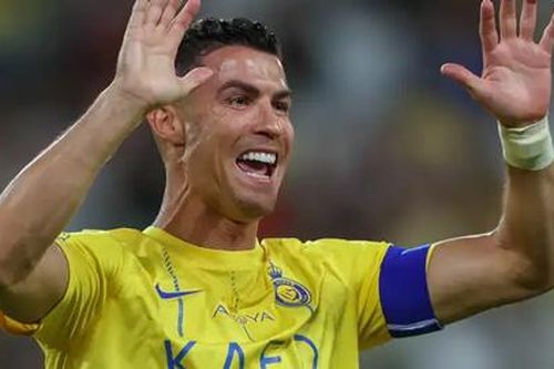 C.Ronaldo có quyết định bất ngờ về tương lai