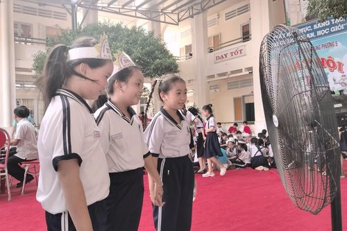 Mái che, mảng xanh 'hạ nhiệt' cho trò mùa nắng nóng
