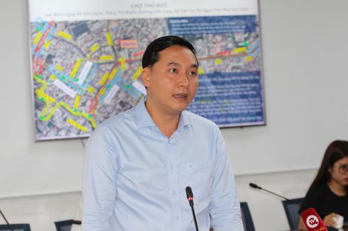 Nguyên nhân chợ Thủ Đức ngập nặng sau cơn mưa chiều 15/5 là do đâu?
