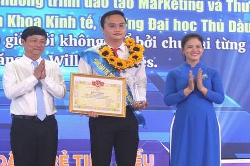 Nhiều công dân trẻ Bình Dương nỗ lực vì sự phát triển của tỉnh nhà