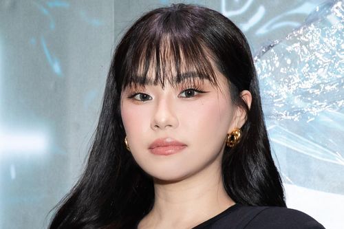 Ca sĩ Lương Bích Hữu đẹp rạng ngời dù có u nang trong não