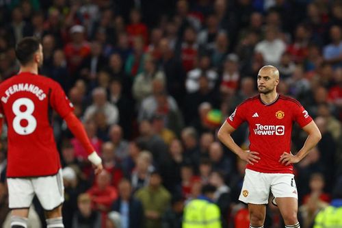 Wayne Rooney nói lời phũ phàng: 'MU cần đập đi xây lại'
