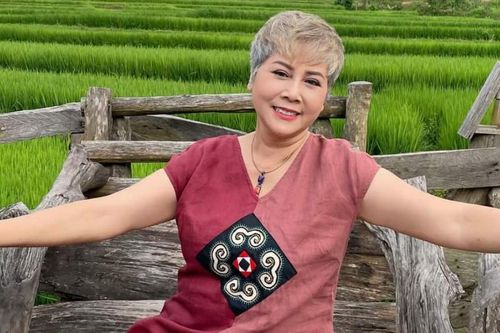 NSND Minh Hằng tuổi 63 để tóc tém trẻ trung, Mai Phương Thúy dễ bị tổn thương