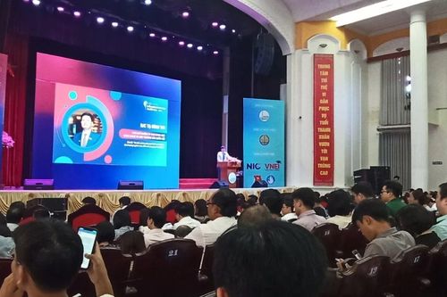 Hơn 500 chuyên gia bàn cách xây dựng đại học định hướng đổi mới sáng tạo