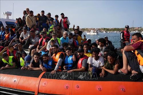 Vấn đề người di cư: Panama triệt phá đường dây buôn người di cư trái phép từ châu Á