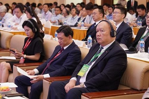 Doanh nghiệp điện lực Việt Nam và Trung Quốc ký kết hợp tác