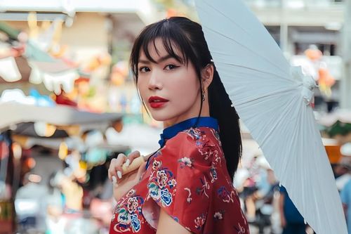 Minh Tú cảm thấy hổ thẹn với nghề mẫu