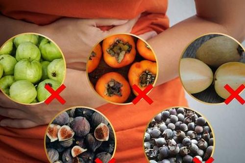 5 loại trái cây dù bổ dưỡng cũng không nên ăn quá nhiều vì có thể gây tắc ruột, có loại bày bán quanh năm