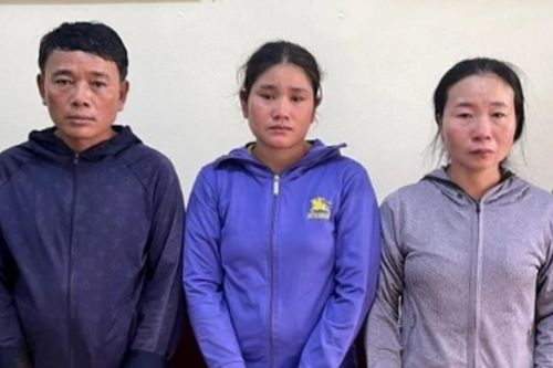 Đang tâm bán 3 cháu gái để lấy 165 triệu đồng