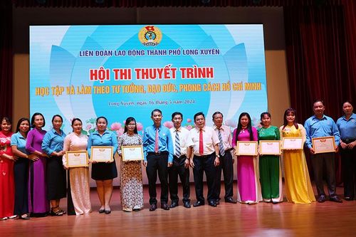 Liên đoàn Lao động TP. Long Xuyên tổ chức Hội thi Thuyết trình học tập và làm theo tư tưởng, đạo đức, phong cách Hồ Chí Minh