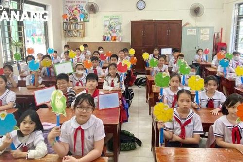 Nâng cao dịch vụ vệ sinh thiết yếu trường học