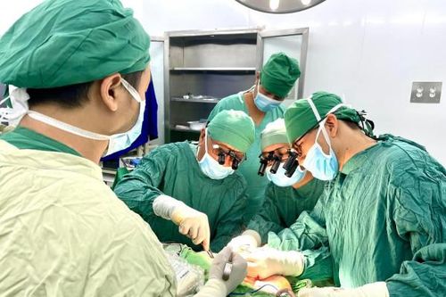 Bệnh viện Đa khoa tỉnh Khánh Hòa: Nâng cao chất lượng khám, chữa bệnh