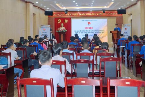 Tập huấn bồi dưỡng, nâng cao năng lực cho thành viên, người lao động của tổ chức kinh tế tập thể