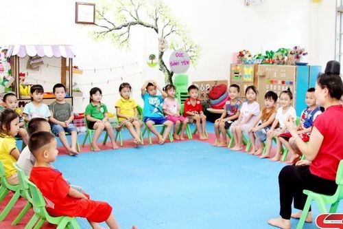 Chi bộ Trường mầm non Hoa Hồng thi đua dạy tốt, học tốt