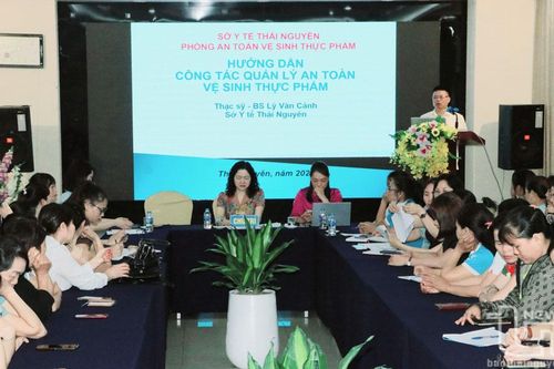 Khẳng định vai trò của phụ nữ trong sản xuất nông nghiệp an toàn
