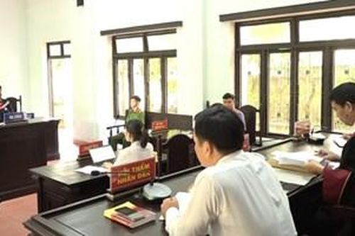 Lừa đổi ngoại tệ qua mạng để chiếm đoạt 300 triệu đồng