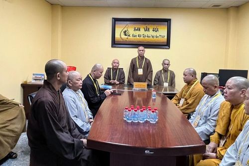 Ban Văn hóa GHPGVN TP.HCM họp triển khai hoạt động Phật sự và rà soát chương trình nghệ thuật